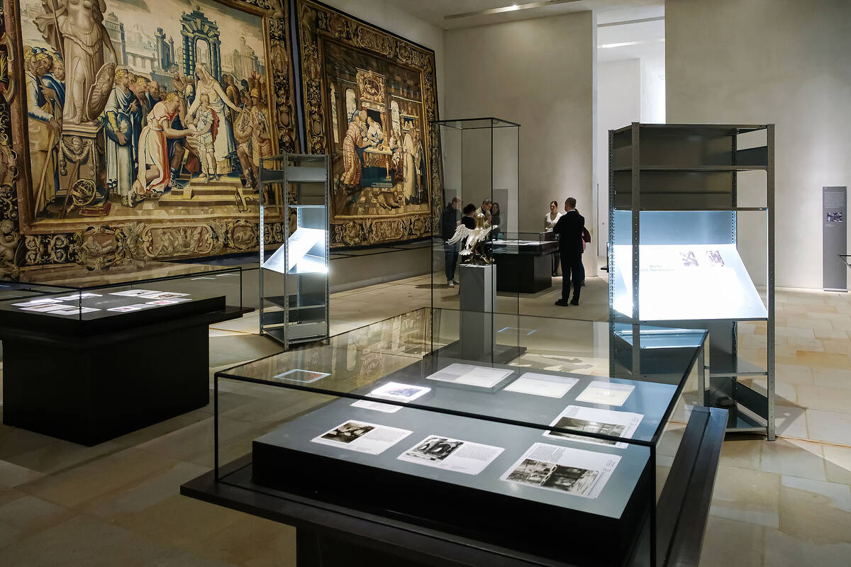 Ausstellung "Archivsequenzen. Aus dem historischen Fotoarchiv" Ausstellung Fotos Dommuseum, Ausstellung Fotos Dommuseum