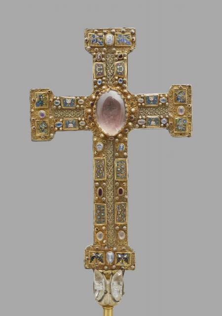 Theophanukreuz mit byzantinischen Emails mit dem Motiv des Senmurven. Essen, Domschatz